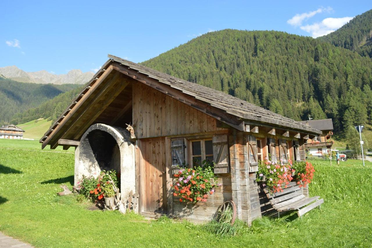Feldererhof Apt Almenblick Santa Maddalena in Casies Exterior foto